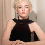 Emmy Julia Garner